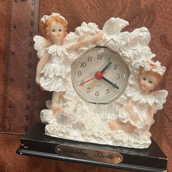 Rare Vintage Ashley Belle Quartz Alarm Chureb Angel 4.5" Desk Clock - Picture 5 of 6